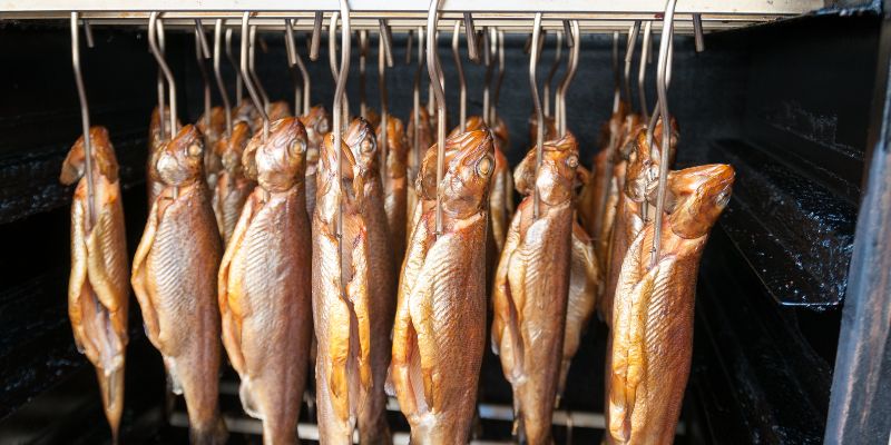 Richtiges Ruchern im Rucherschrank