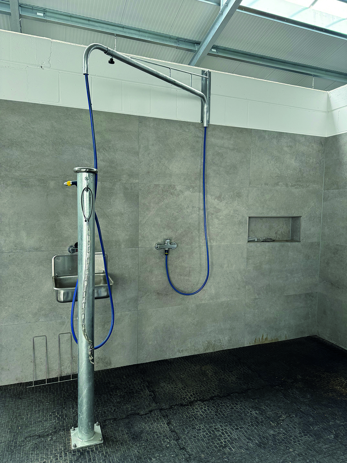 Tierdusche schwenkbar